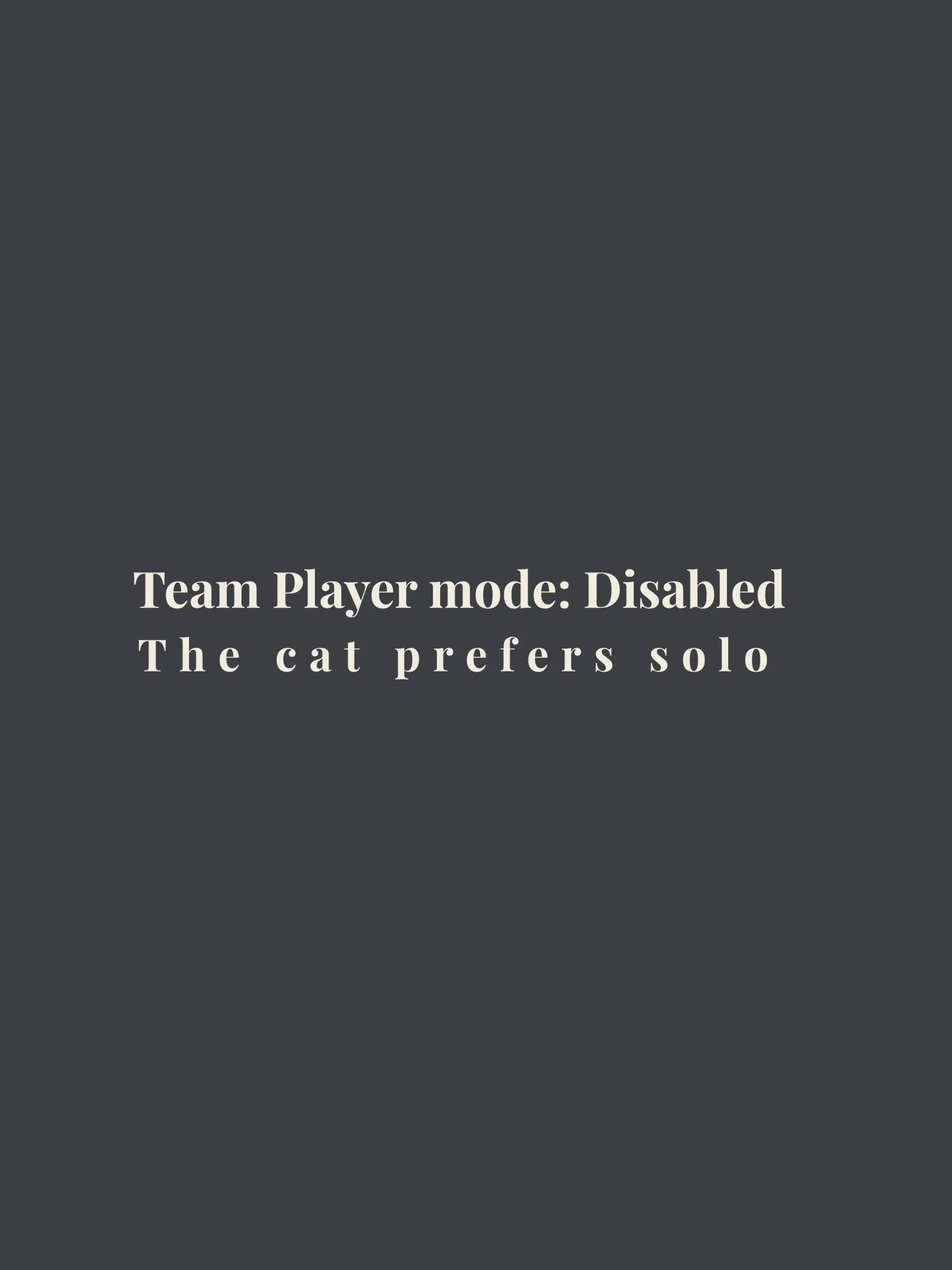 Team Player Mode Cropped Tee