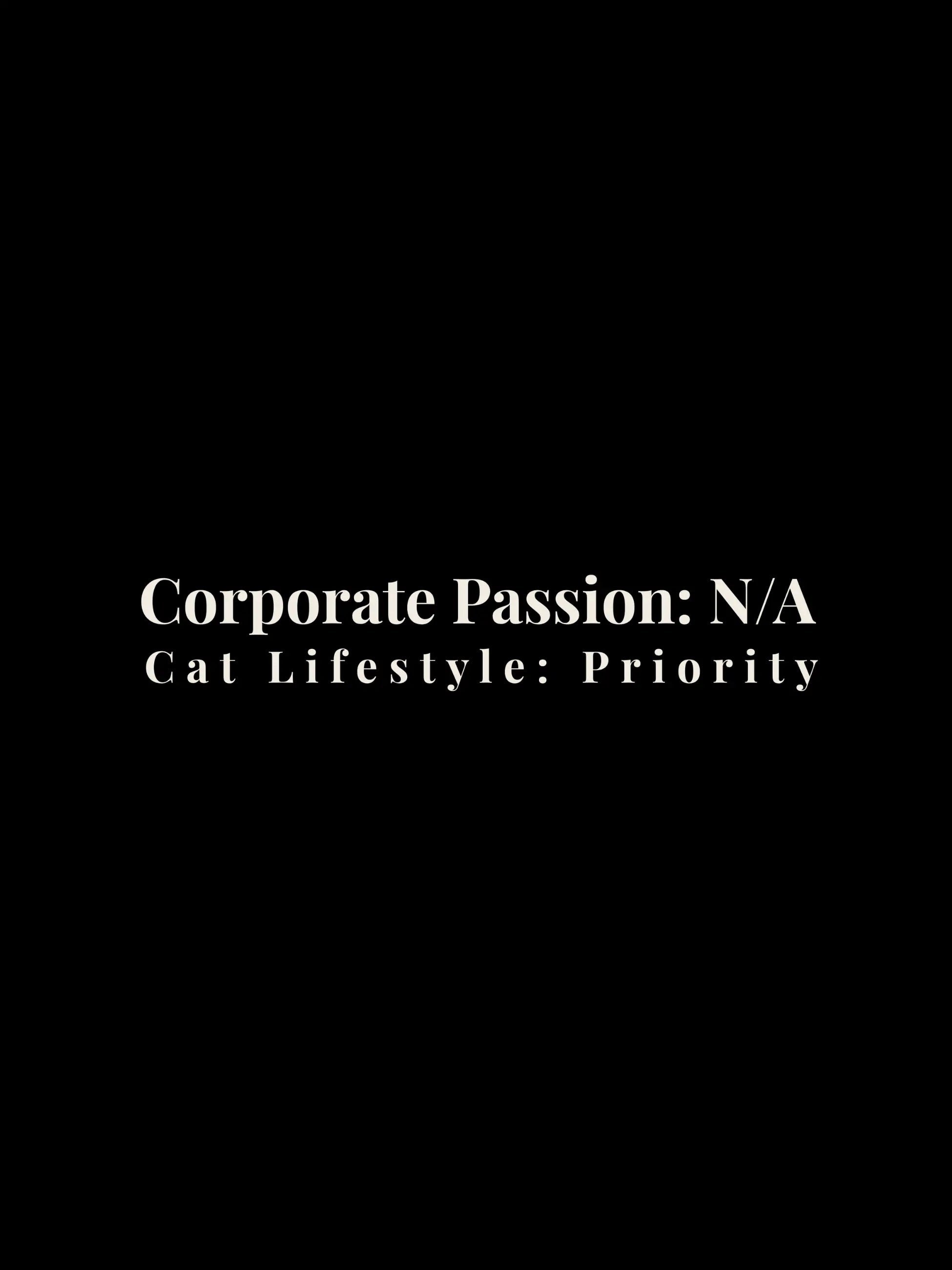 Corporate Passion Cropped Tee