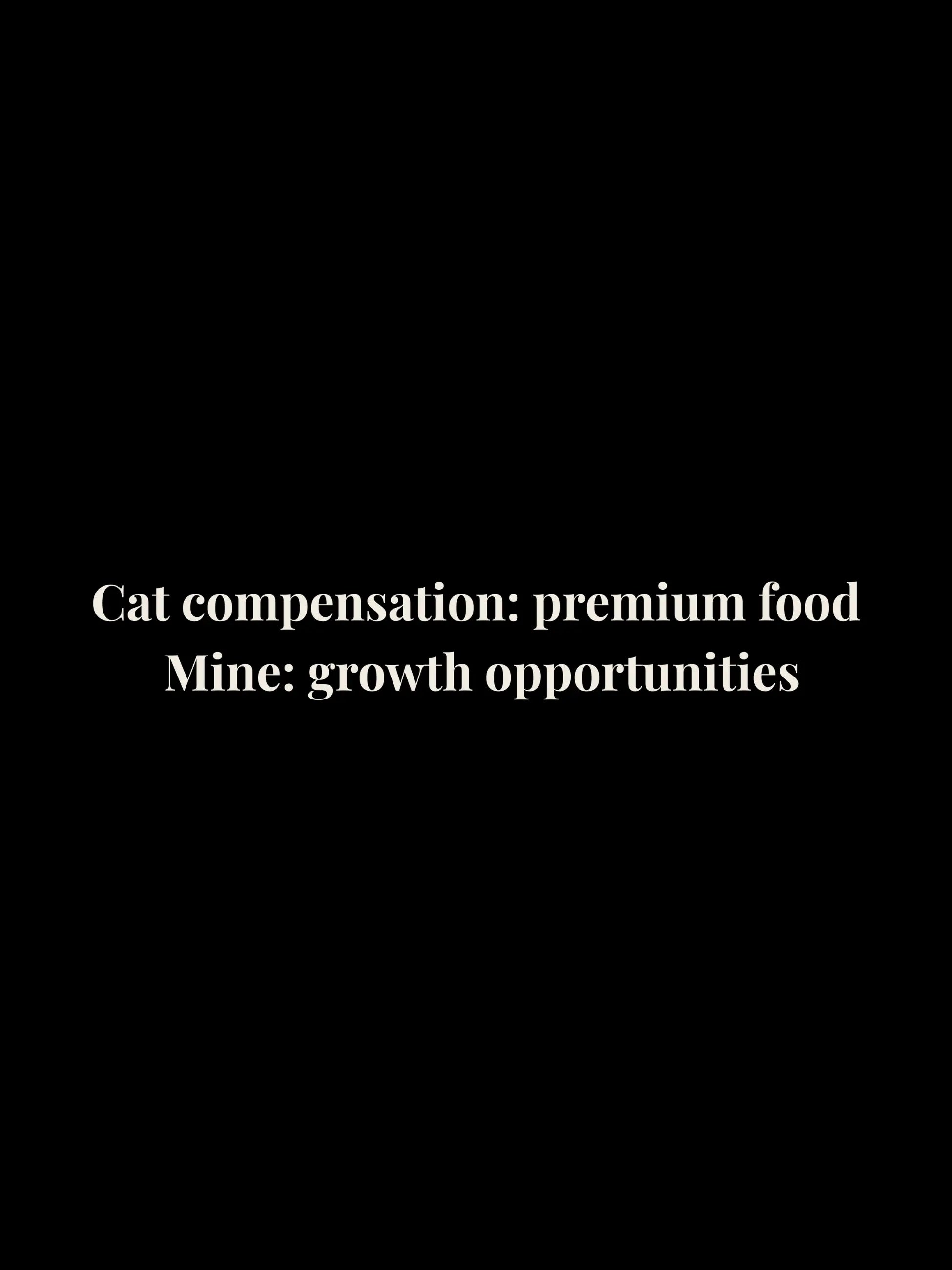 Compensation Cropped Tee