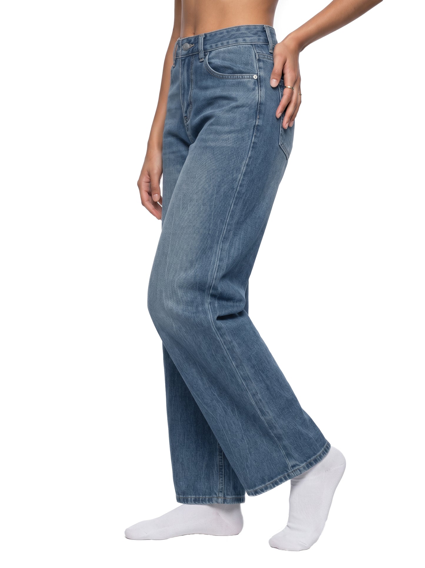 Women’s Vintage Wash Wide Leg Jeans